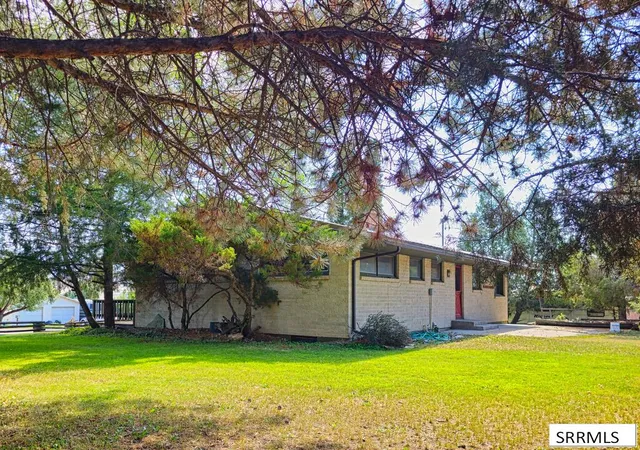 Photo 4 of Single family home for sale at 506 Courthouse Dr, Salmon, ID 83467 | MLS# 2188580 | Listing updated on 2026-08-20