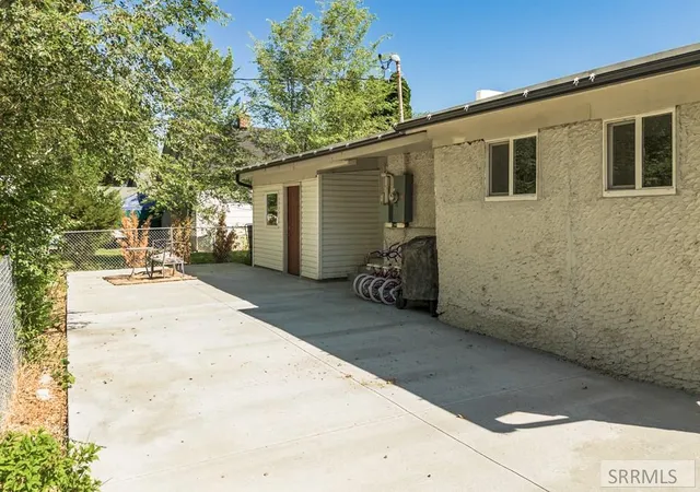 Homes for sale in Pocatello, ID | 605 N 10th Avenue, Pocatello, ID 83201 | MLS# 2186829
