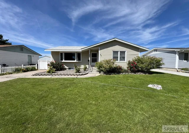 Homes for sale in American Falls, ID | 275 Washington, American Falls, ID 83211 | MLS# 2187109