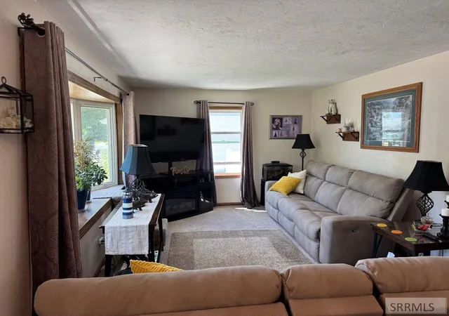 4th image of 275 Washington, American Falls, ID 83211 | MLS# 2187109