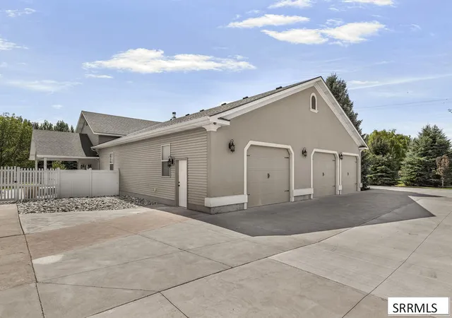 Photo 4 of Single family home for sale at 183 W 265 N, Blackfoot, ID 83221 | MLS# 2188588 | Listing updated on 2026-08-28