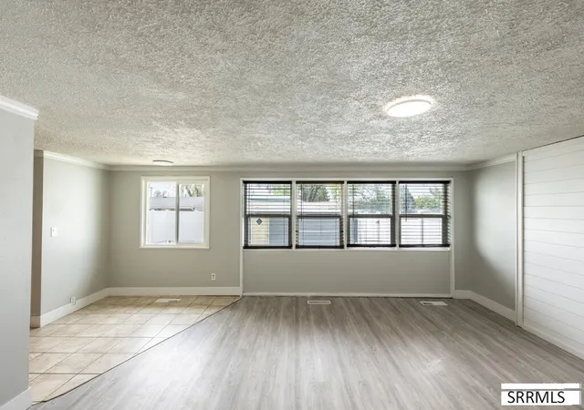 Photo 4 of Single family home for sale at 850 Royal Avenue, Idaho Falls, ID 83401 | MLS# 2188518 | Listing updated on 2026-08-26