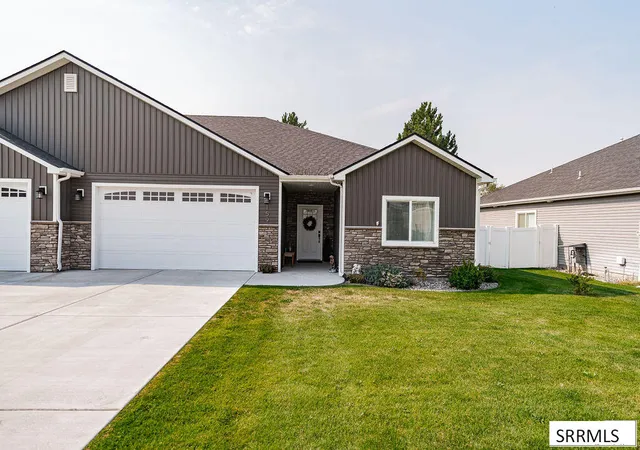 Photo 1 of Townhouse for sale at 159 Park View Loop, Shelley, ID 83274 | MLS# 2188514 | Listing updated on 2026-08-31