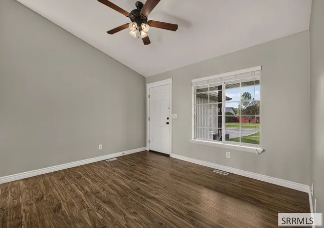 4th image of 2068 Edmiston Dr, Idaho Falls, ID 83401 | MLS# 2188812