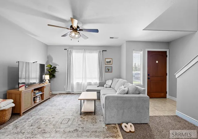 Photo 3 of Townhouse for sale at 543 Countryside Avenue, Rexburg, ID 83440 | MLS# 2188279 | Listing updated on 2026-08-04