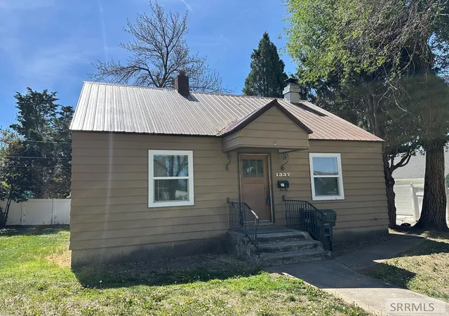 Homes for sale in Pocatello, ID | 1337 E Lewis Street, Pocatello, ID 83201 | MLS# 2187650