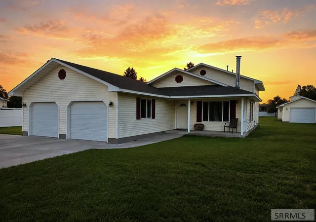 Homes for sale in Sugar City, ID | 343 S Teton Avenue, Sugar City, ID 83448 | MLS# 2187184