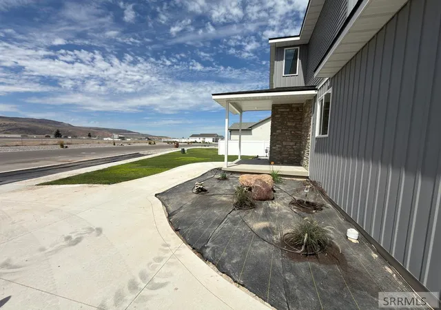 Photo 30 of Single family home for sale at 1018 Alpine Ave, Pocatello, ID 83202 | MLS# 2182198 | Listing updated on 2026-09-10