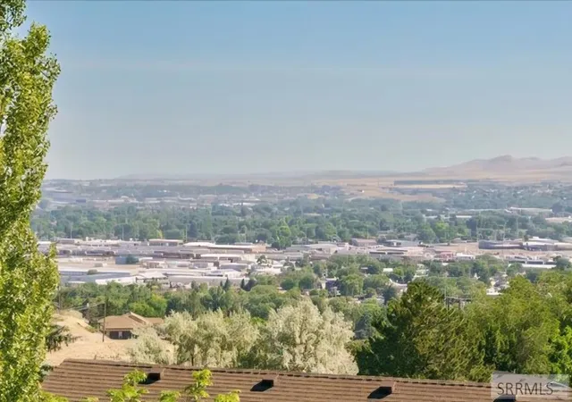 Photo 3 of Sale Pending at 1036 Camas Lane, Pocatello, ID 83204 | MLS# 2187399 | Listing updated on 2026-09-18