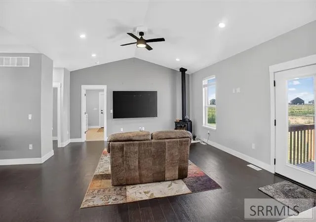 Photo 4 of Single family home for sale at 2607 Sparks Ln, American Falls, ID 83211 | MLS# 2188051 | Listing updated on 2026-10-21