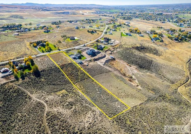 2nd image of 1240 Rimline Dr, Idaho Falls, ID 83401 | MLS# 2174479