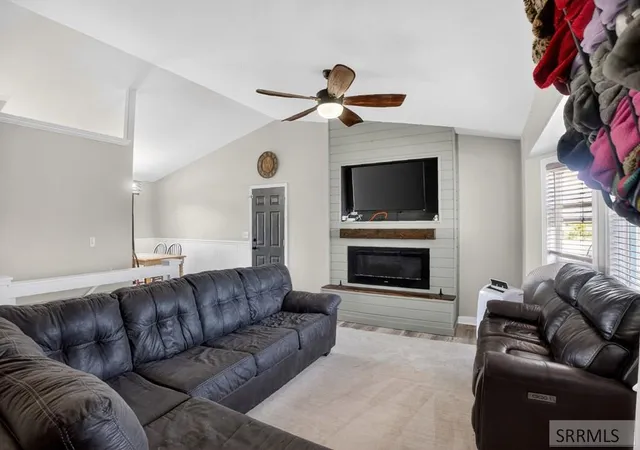 2nd image of 4465 E Cochise Dr, Idaho Falls, ID 83406 | MLS# 2188134