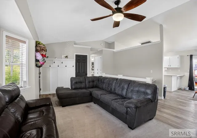 Photo 3 of Single family home for sale at 4465 E Cochise Dr, Idaho Falls, ID 83406 | MLS# 2188134 | Listing updated on 2026-09-16