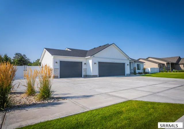 Photo 3 of Sale Pending at 3766 Hidden Valley Dr, Ammon, ID 83406 | MLS# 2188436 | Listing updated on 2026-09-10