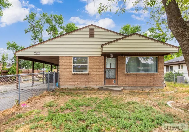 Photo 1 of Sale Pending at 1515 Dennis Avenue, Blackfoot, ID 83221 | MLS# 2188205 | Listing updated on 2026-09-10