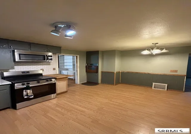 Photo 4 of Sale Pending at 3575 665 N, Menan, ID 83434 | MLS# 2188730 | Listing updated on 2026-10-08