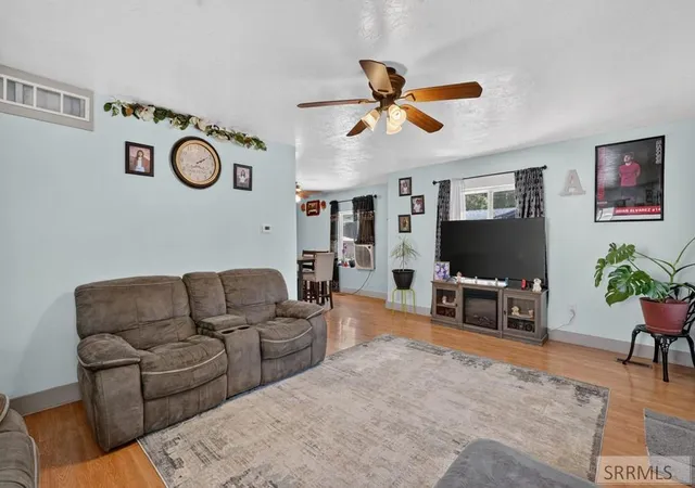 Photo 4 of Single family home for sale at 665 Tyhee Rd, American Falls, ID 83211 | MLS# 2187965 | Listing updated on 2026-08-25