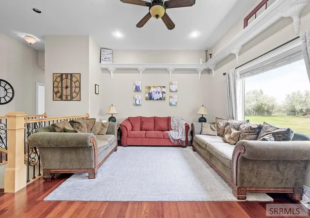 Photo 4 of Single family home for sale at 9232 N Mapleview Dr, Idaho Falls, ID 83401 | MLS# 2187438 | Listing updated on 2026-08-19