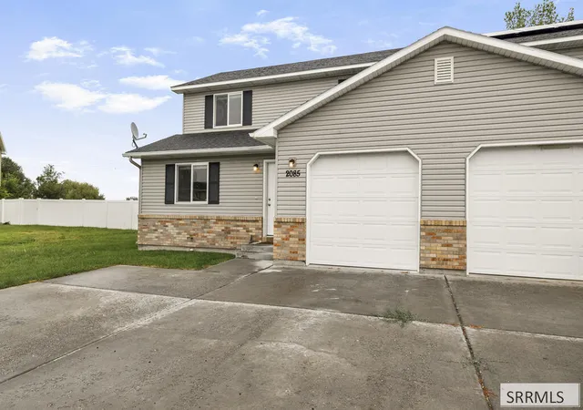 Photo 3 of Sale Pending at 2085 Cassidy Dr, Idaho Falls, ID 83406 | MLS# 2188892 | Listing updated on 2026-09-08