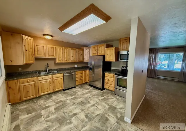 Photo 2 of Single family home for sale at 1125 Bower Dr, Idaho Falls, ID 83404 | MLS# 2188307 | Listing updated on 2026-08-31