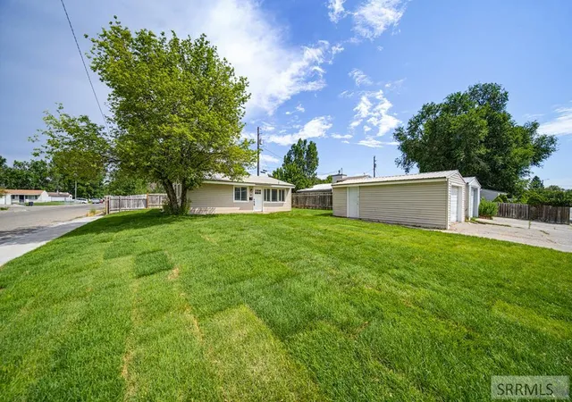 Photo 2 of Single family home for sale at 1063 Irving Street, Idaho Falls, ID 83401 | MLS# 2188195 | Listing updated on 2026-09-11