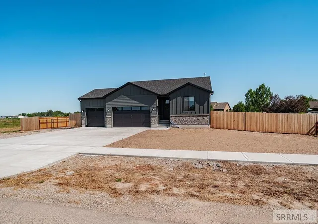Homes for sale in Iona, ID | 4777 E Miles Dr, Iona, ID 83427 | MLS# 2187728