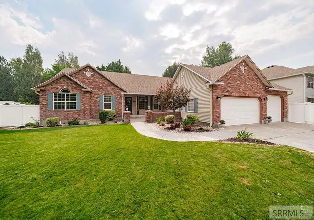 2nd image of 3803 Woodhaven Lane, Idaho Falls, ID 83404 | MLS# 2188145