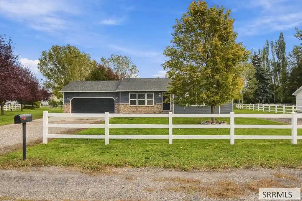Photo 1 of Single family home for sale at 646 N 3508 East, Menan, ID 83434 | MLS# 2189867 | Listing updated on 2026-10-23