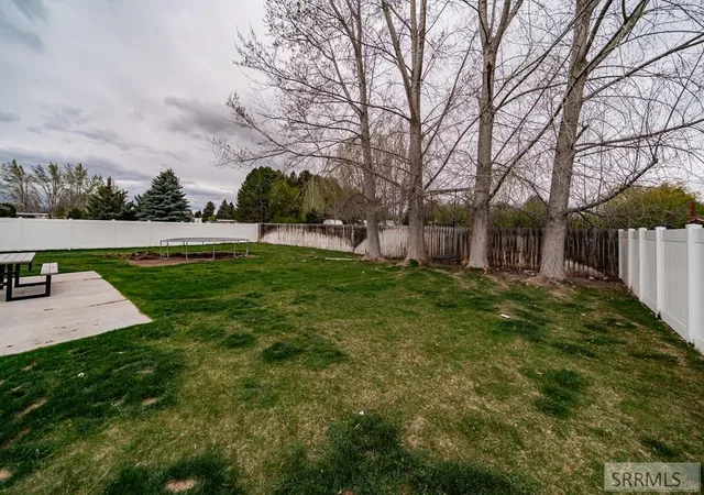 Homes for sale in Ammon, ID | 1862 Eagle Pointe Dr, Ammon, ID 83406 | MLS# 2185806