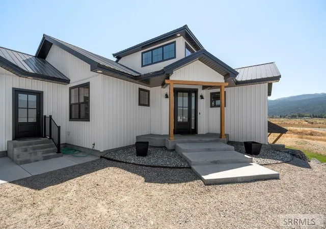 Photo 4 of Single family home for sale at 248 S River Run Court, Irwin, ID 83428 | MLS# 2188548 | Listing updated on 2026-09-30