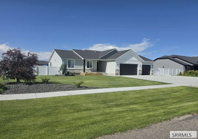 2nd image of 5059 E Allcott Dr, Iona, ID 83427 | MLS# 2188779