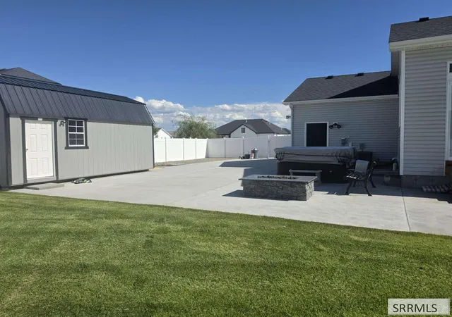 3rd image of 5059 E Allcott Dr, Iona, ID 83427 | MLS# 2188779