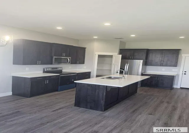4th image of 5059 E Allcott Dr, Iona, ID 83427 | MLS# 2188779