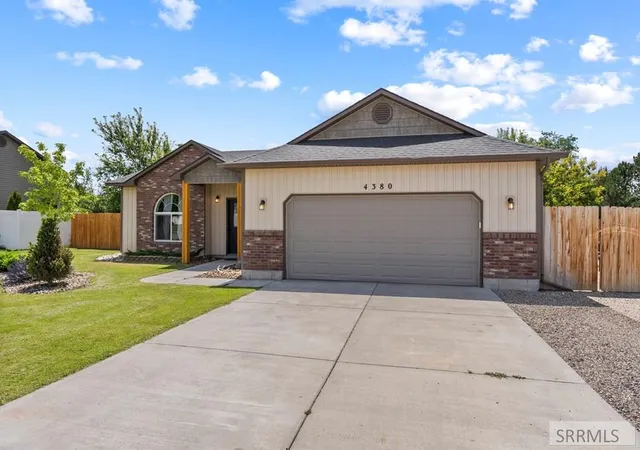 Homes for sale in Idaho Falls, ID | 4380 High Desert Dr, Idaho Falls, ID 83406 | MLS# 2187606