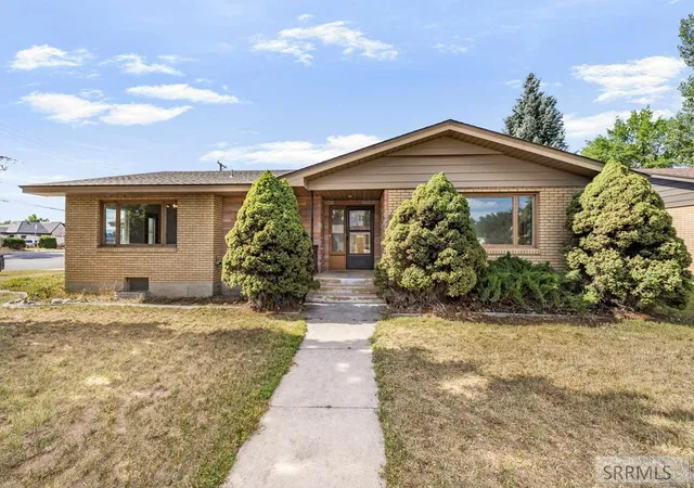 Homes for sale in Idaho Falls, ID | 1486 E 16th Street, Idaho Falls, ID 83404 | MLS# 2187622