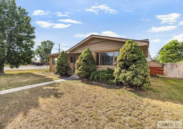 Homes for sale in Idaho Falls, ID | 1486 E 16th Street, Idaho Falls, ID 83404 | MLS# 2187622