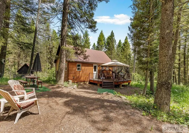 Homes for sale in Island Park, ID | 4132 Beaver Springs Road, Island Park, ID 83429 | MLS# 2187381