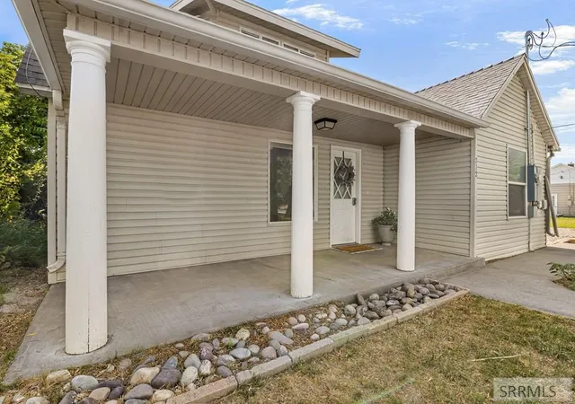 Photo 1 of Single family home for sale at 212 Archer Street, Blackfoot, ID 83221 | MLS# 2188328 | Listing updated on 2026-08-29