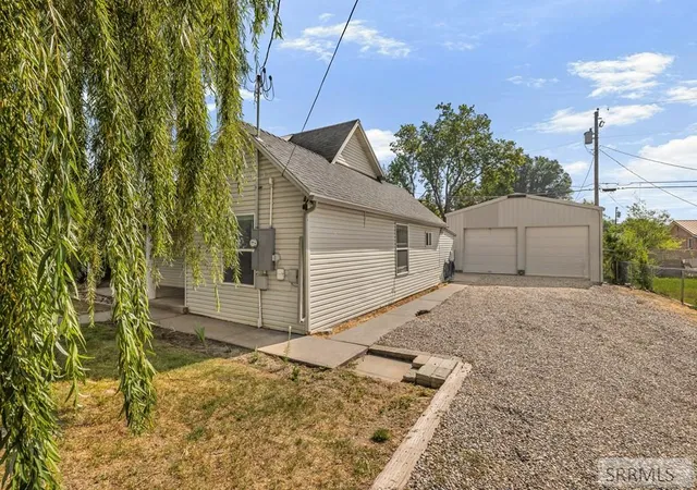 Photo 3 of Single family home for sale at 212 Archer Street, Blackfoot, ID 83221 | MLS# 2188328 | Listing updated on 2026-08-29