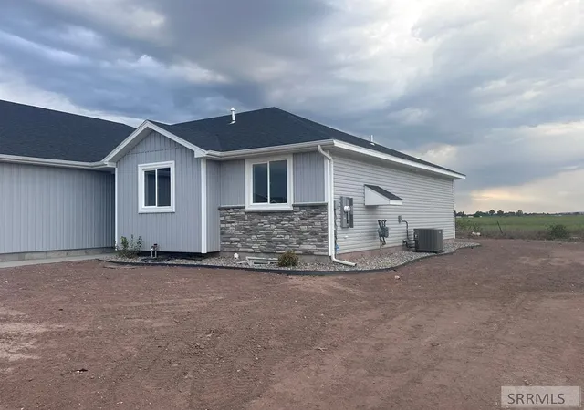Photo 2 of Sale Pending at 3721 E Razor Circle, Idaho Falls, ID 83401 | MLS# 2187766 | Listing updated on 2026-09-14