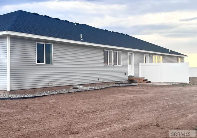 Photo 3 of Sale Pending at 3721 E Razor Circle, Idaho Falls, ID 83401 | MLS# 2187766 | Listing updated on 2026-09-14