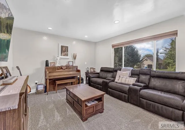 Homes for sale in Rexburg, ID | 3104 S 2810 W, Rexburg, ID 83440 | MLS# 2187539
