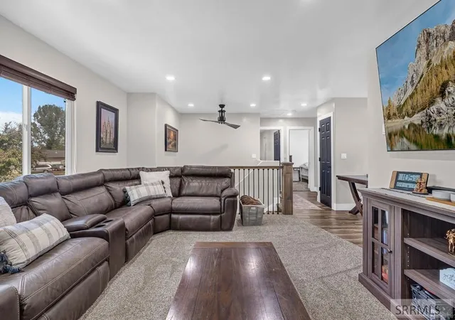 Homes for sale in Rexburg, ID | 3104 S 2810 W, Rexburg, ID 83440 | MLS# 2187539