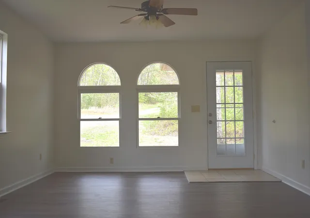 4th image of 3816 Porch Rock Rd, Pikeville, TN 37367 | MLS# 1391047