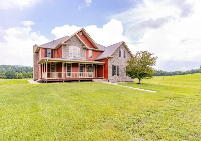 3rd image of 231 E Valley Rd, Pikeville, TN 37367 | MLS# 1376525