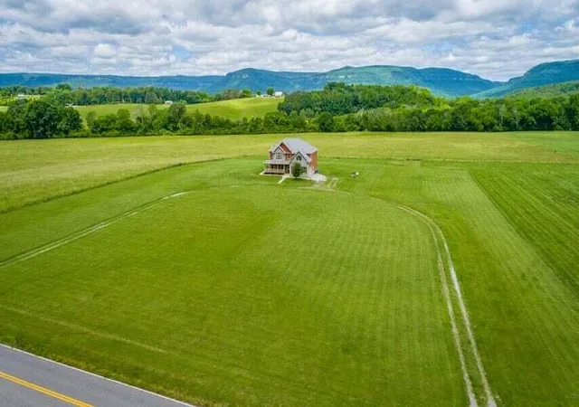 5th image of 231 E Valley Rd, Pikeville, TN 37367 | MLS# 1376525