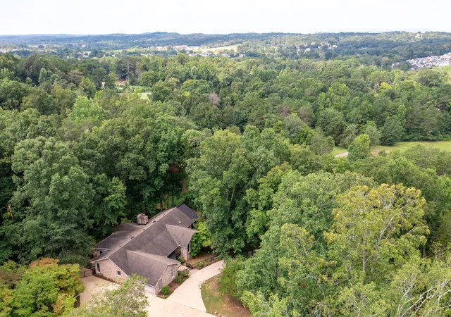 Photo 4 of Sale Pending at 9426 Houston Ln, Ooltewah, TN 37363 | MLS# 1381674 | Listing updated on 2024-12-04