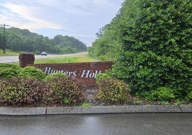 Photo 2 of Sale Pending at 10160 Hunters Hollow Dr #22, Soddy Daisy, TN 37379 | MLS# 1375163 | Listing updated on 2024-09-10