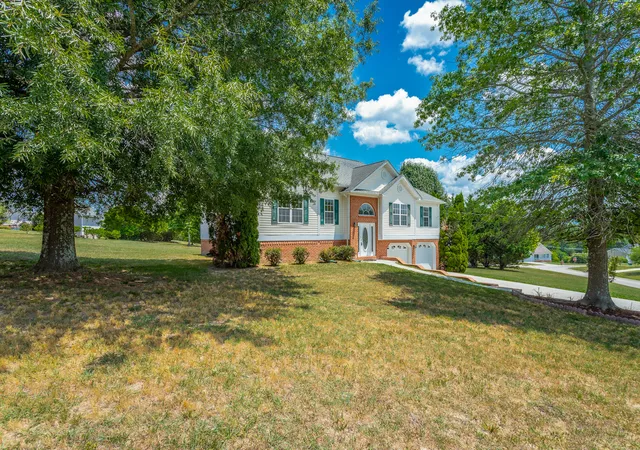 Photo 3 of Sale Pending at 56 Ginger Dr, Ringgold, GA 30736 | MLS# 1395961 | Listing updated on 2024-12-04