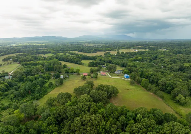 Homes for sale in Chickamauga, GA | 930 Kensington Rd, Chickamauga, GA 30707 | MLS# 1395944
